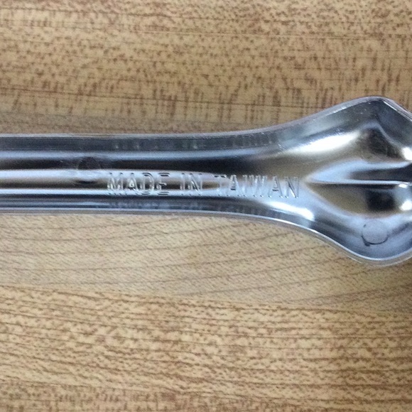 New Pilot Automotive Motorcycle Skull - Flames License Frame - Picture 9 of 11